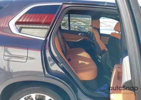 2022 BMW X5 xDrive40I z USA, uszkodzony, nr VIN 5UXCR6C09N9K03486